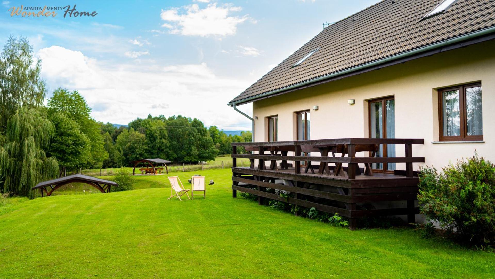 Apartamenty Czerwony Dworek - Duzy Teren Zielony, Plac Zabaw, Miejsce Na Grilla I Staw Z Mozliwoscia Wedkowania, Boisko ミスワコビツェ エクステリア 写真