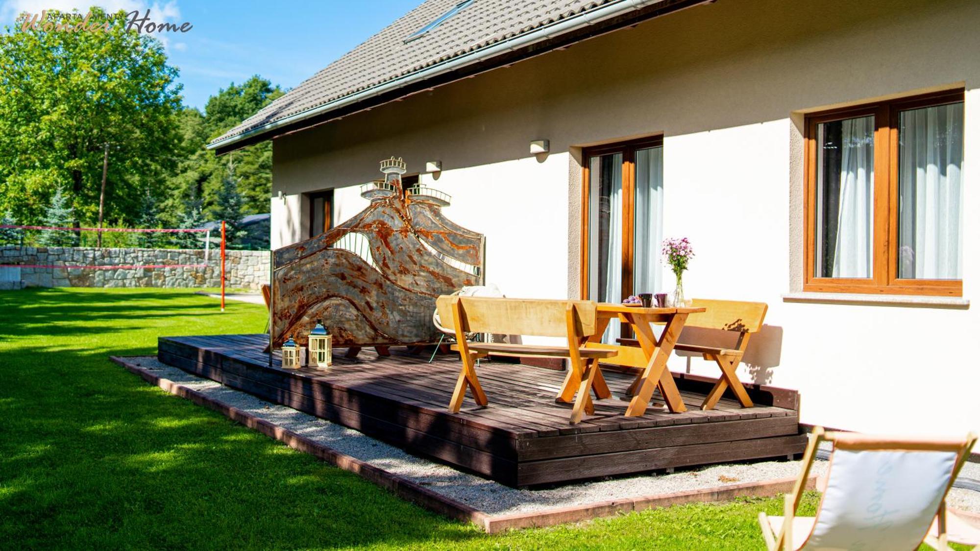Apartamenty Czerwony Dworek - Duzy Teren Zielony, Plac Zabaw, Miejsce Na Grilla I Staw Z Mozliwoscia Wedkowania, Boisko ミスワコビツェ エクステリア 写真