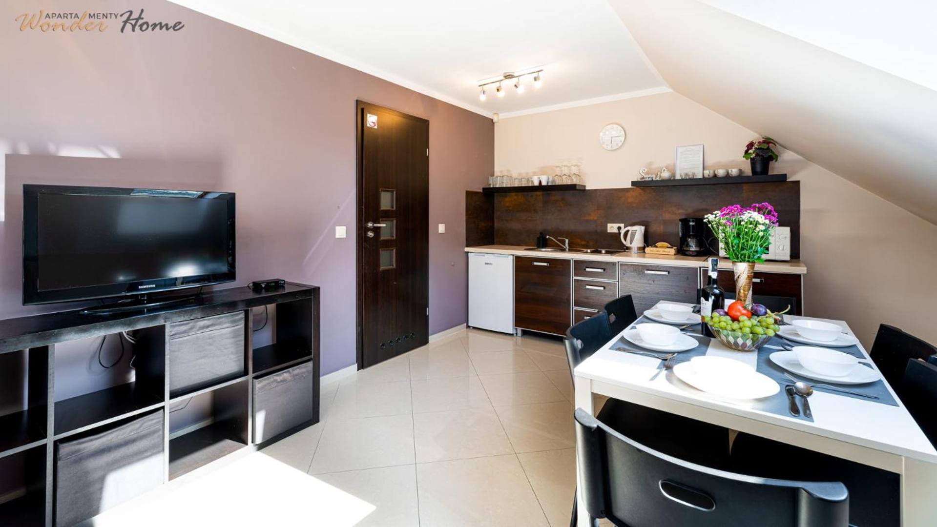 Apartamenty Czerwony Dworek - Duzy Teren Zielony, Plac Zabaw, Miejsce Na Grilla I Staw Z Mozliwoscia Wedkowania, Boisko ミスワコビツェ エクステリア 写真