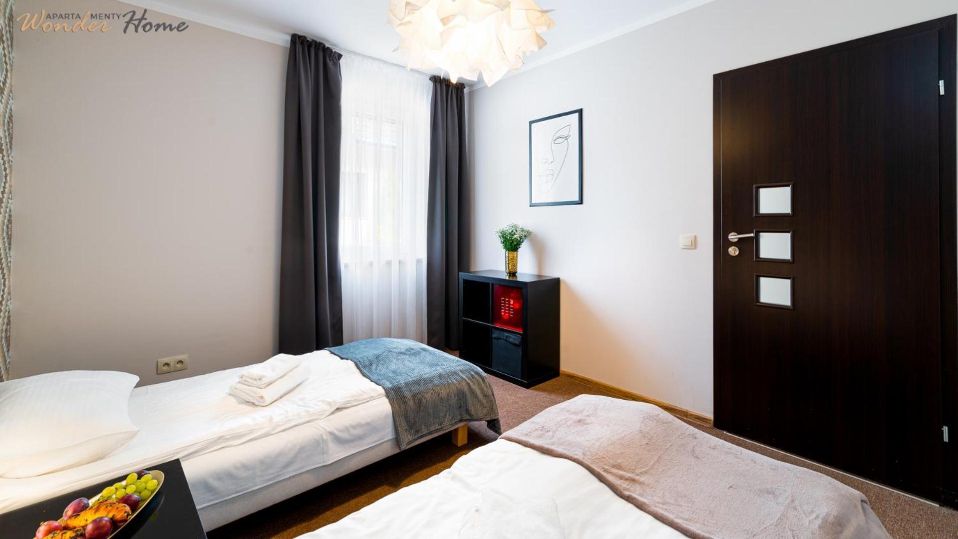 Apartamenty Czerwony Dworek - Duzy Teren Zielony, Plac Zabaw, Miejsce Na Grilla I Staw Z Mozliwoscia Wedkowania, Boisko ミスワコビツェ エクステリア 写真
