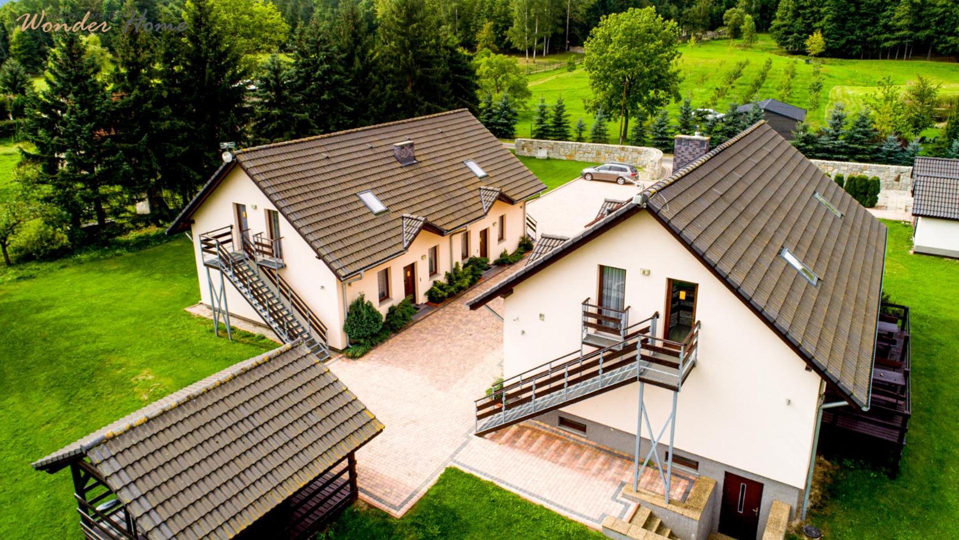Apartamenty Czerwony Dworek - Duzy Teren Zielony, Plac Zabaw, Miejsce Na Grilla I Staw Z Mozliwoscia Wedkowania, Boisko ミスワコビツェ エクステリア 写真